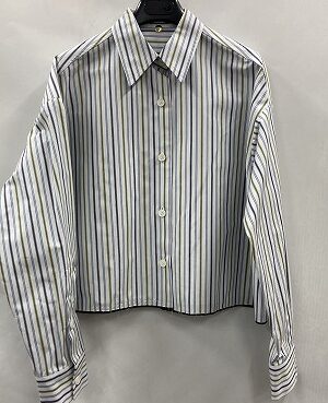 エンネオット　　　　 　　　　ブラウス