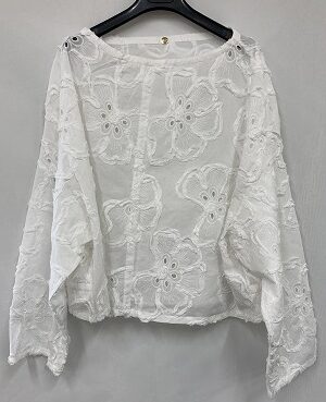 エンネオット　　　　 　　　　ブラウス