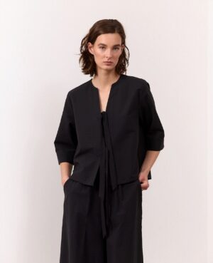 リアルト４８　　　　　　　ブラウス