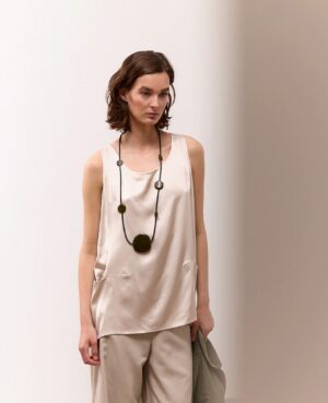 リアルト４８　　　　　　　ブラウス